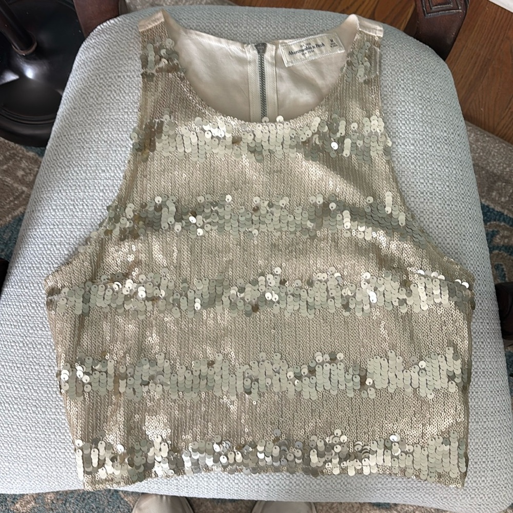Abercrombie & Fitch gold sequin top  size medium